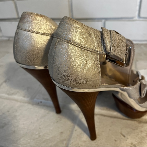 Women’s Michael Kors Metallic Silver Gansevoort Platform High Heels, size 8.5 - Picture 4 of 10